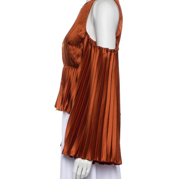 AMUR Halterneck long sleeve crop top - Picture 3 of 3